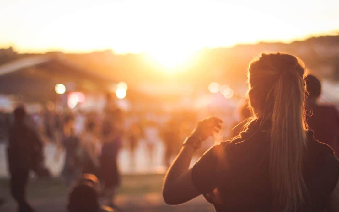 Hoogsensitief? Met deze tips kun je wel genieten van een festival of concert!