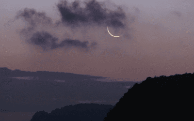 Nieuwe maanmeditatie: laat los wat niet bij je past en creëer een nieuw begin